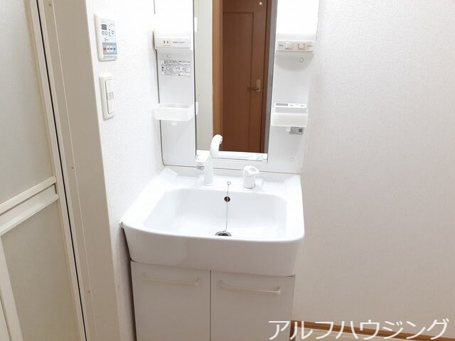  ラ　ヌーヴェル　メゾン