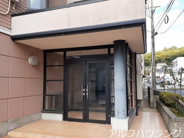  ラ　ヌーヴェル　メゾン