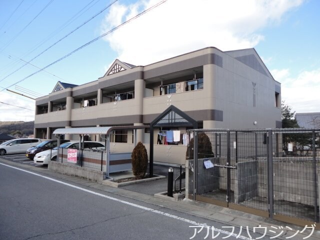 外観写真（昼） クレマチス