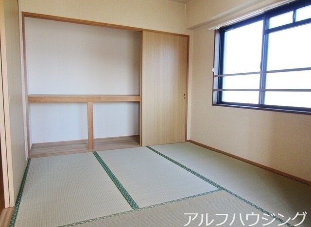  ハイツおひづか