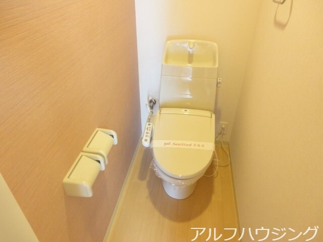 シャワー付トイレ ＥｓｐｅｒａｎｚａⅡ　（エスペランサ）