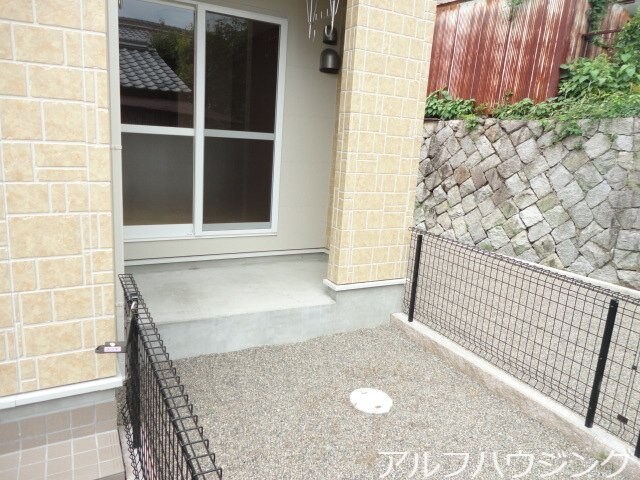 専用庭 ＥｓｐｅｒａｎｚａⅡ　（エスペランサ）