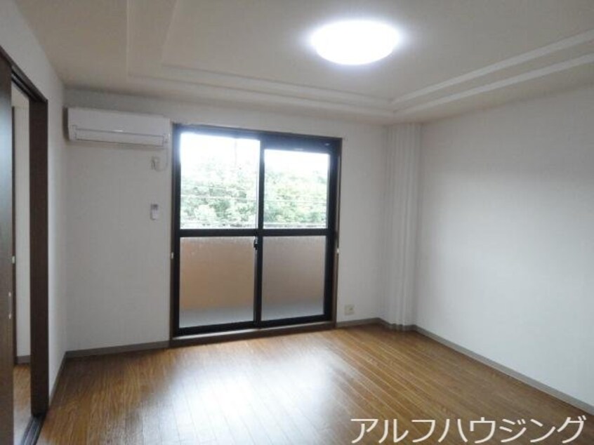 リビング Ｅｖｅｒ　Ｇｒｅｅｎ