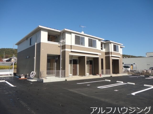 外観写真（昼） グレイシャス