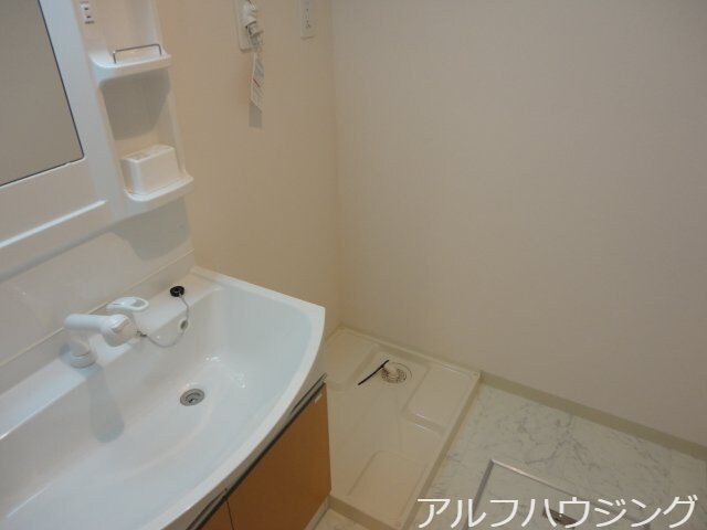 洗濯機置場 グレイシャス