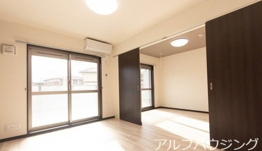  リーフ ニシヤマ