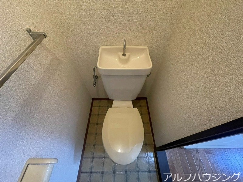  フォーブルイワイA