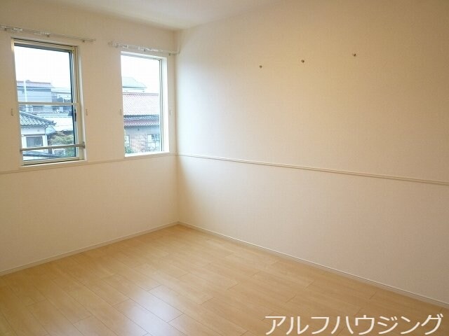  メゾンド　ル　マロン