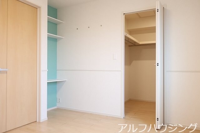  メゾンド　ル　マロン