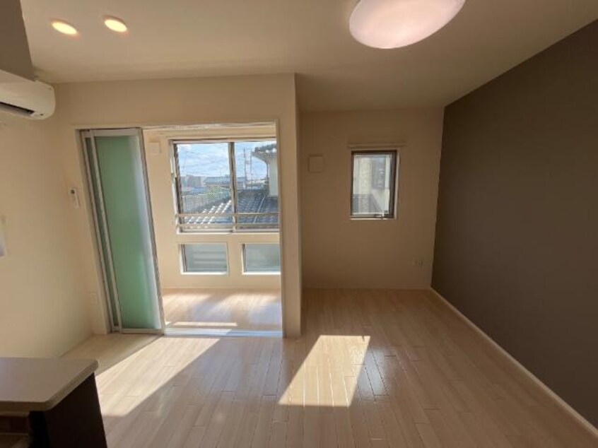 リビング イーグルコート