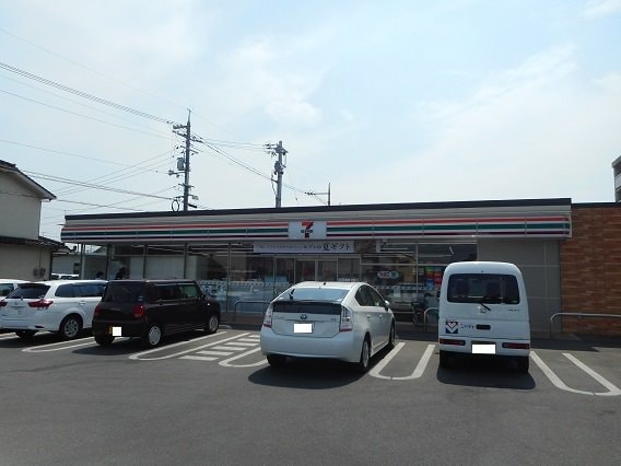 セブンイレブン本庄町４丁目店まで190m オンリーワン