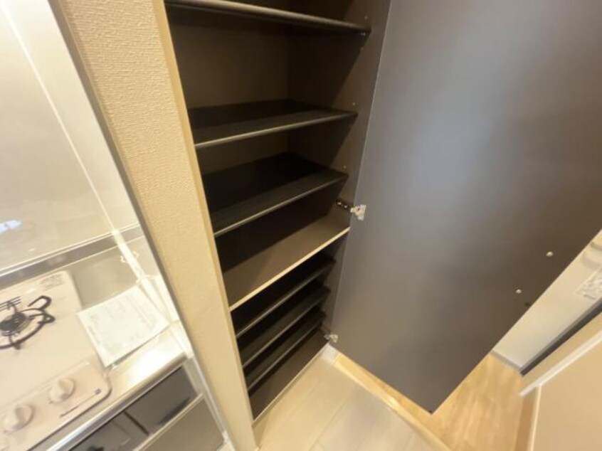 下駄箱 サラ・グレイス