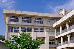 福山市立桜丘小学校 748m サン・オーレ城北