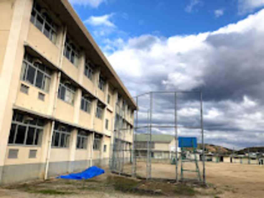 福山市立加茂中学校 1832m プリベールⅡ