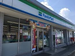 ファミリーマート 美ノ郷三成店(コンビニ)まで575m メゾン山本