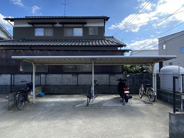  レオパレス連