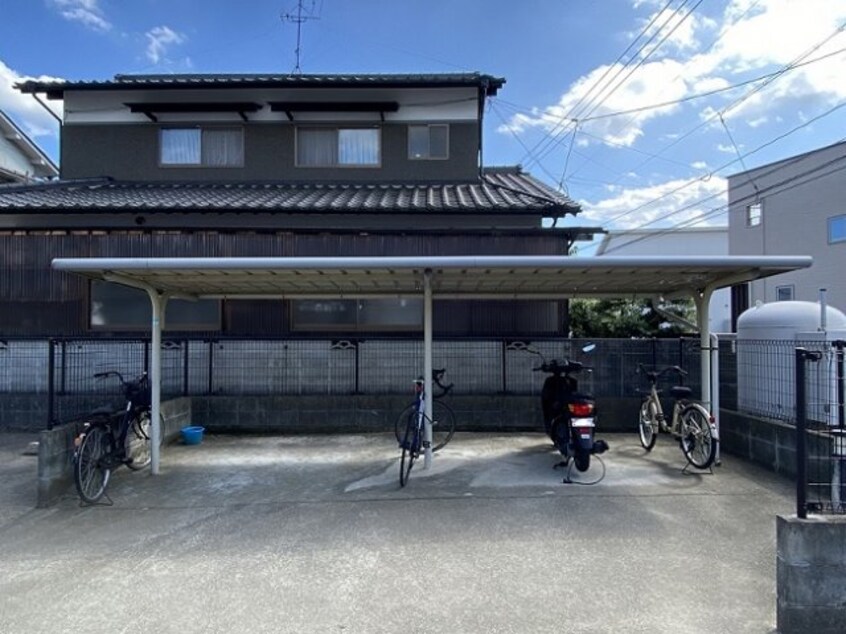  レオパレス連