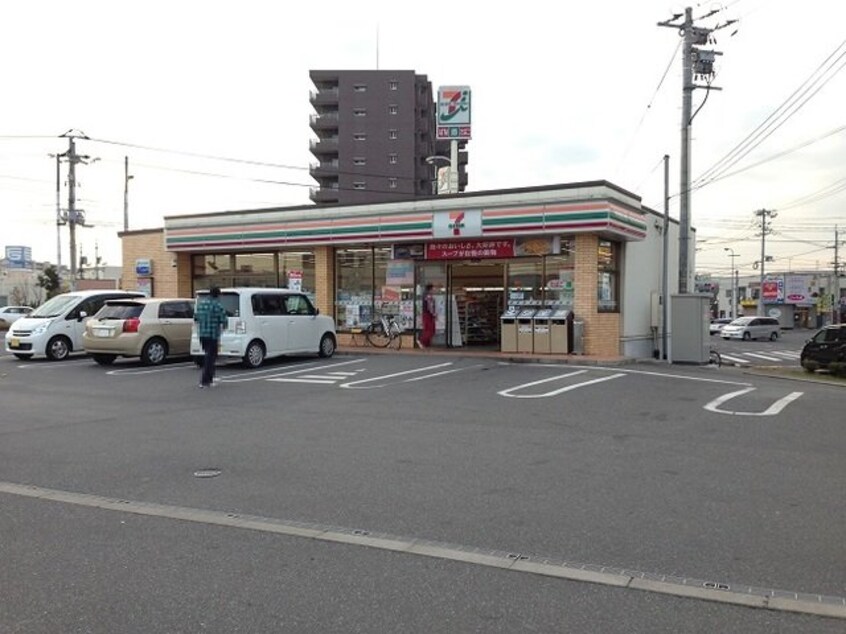 セブンイレブン神辺十九軒屋まで550m シャトレ沖Ｂ