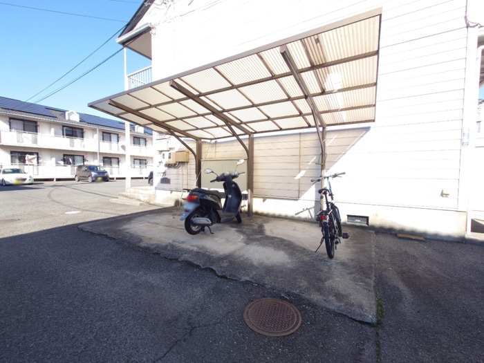  プレジール岡本　A棟