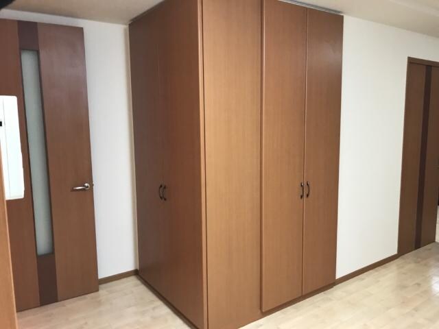 リビングクローゼット メゾンソレイユ