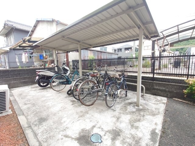  アドラブール戸手