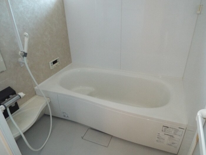  ルミエール手城B