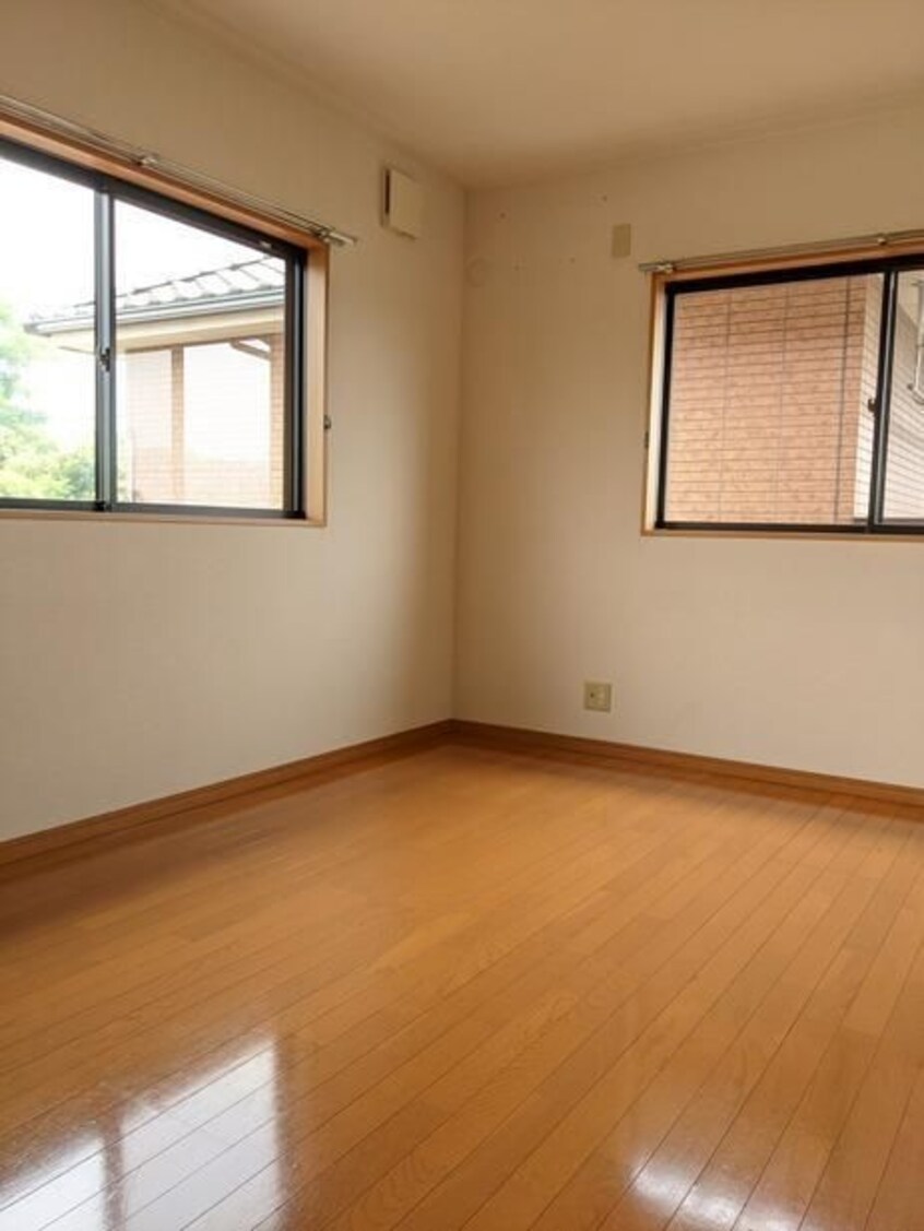  レイクサイド春日