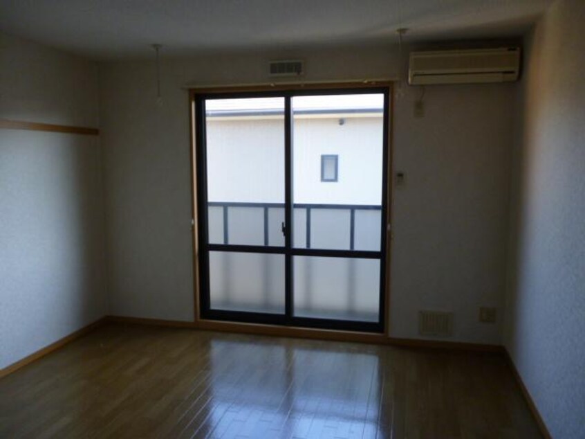  ローズパレス春日Ｓ