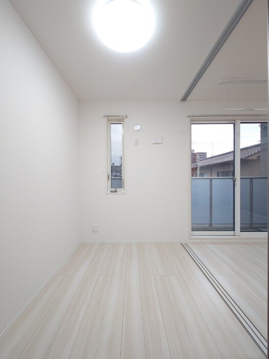  Ｄ-ｒｏｏｍＴＳＵＣＨＩＹＡ