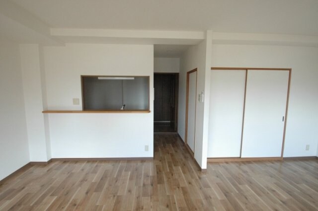  ロイヤルフラッツ福山