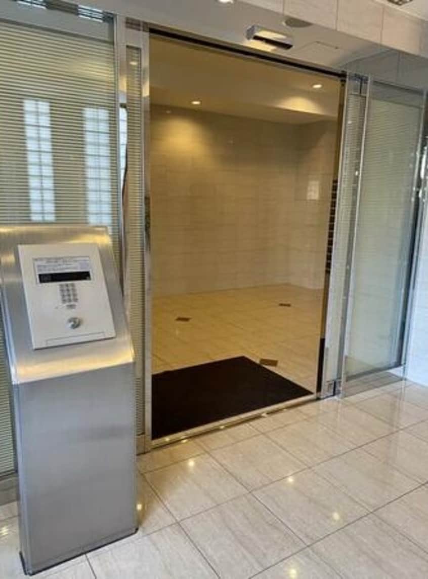  ローゼンコート禄屋