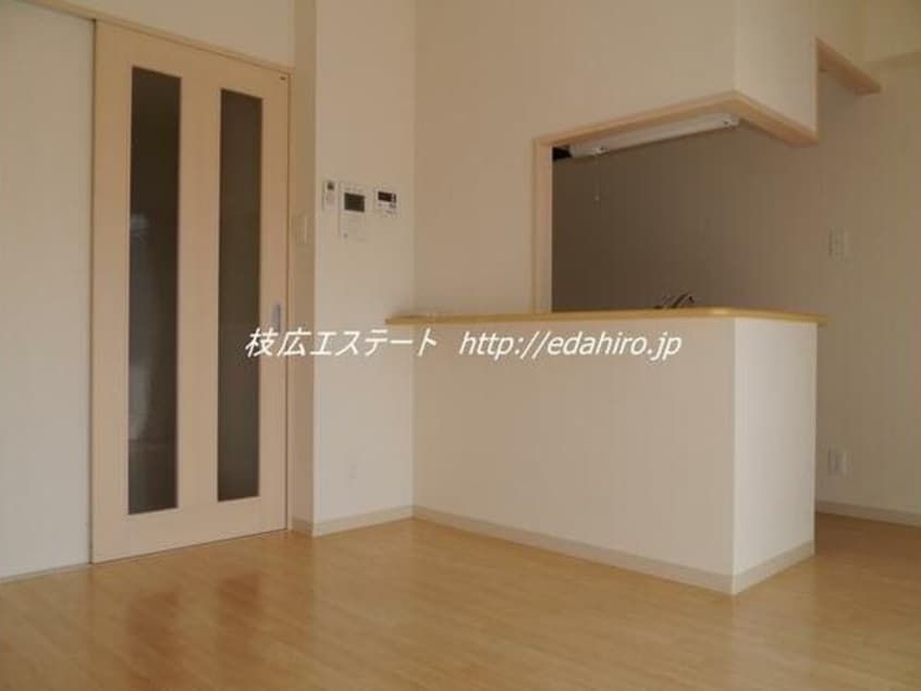  ローゼンコート禄屋