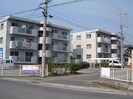 オリーブ関本A棟の外観