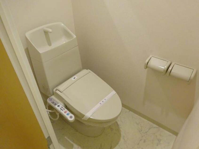 シャワー付トイレ サンパティー