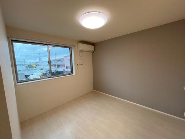 リビング シュエット