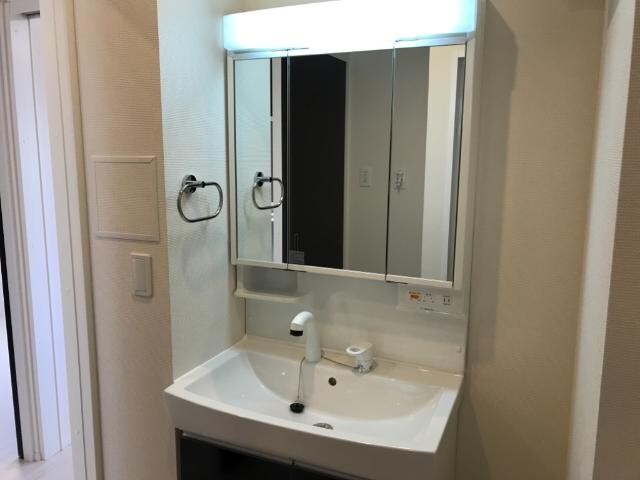 洗髪洗面化粧台 サクラーレ・アリエッタ