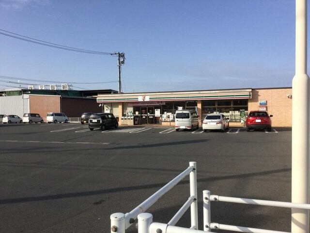 セブンイレブン福山下加茂店まで330m ベラカーネ