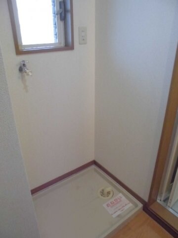  プチ．クリスタル南