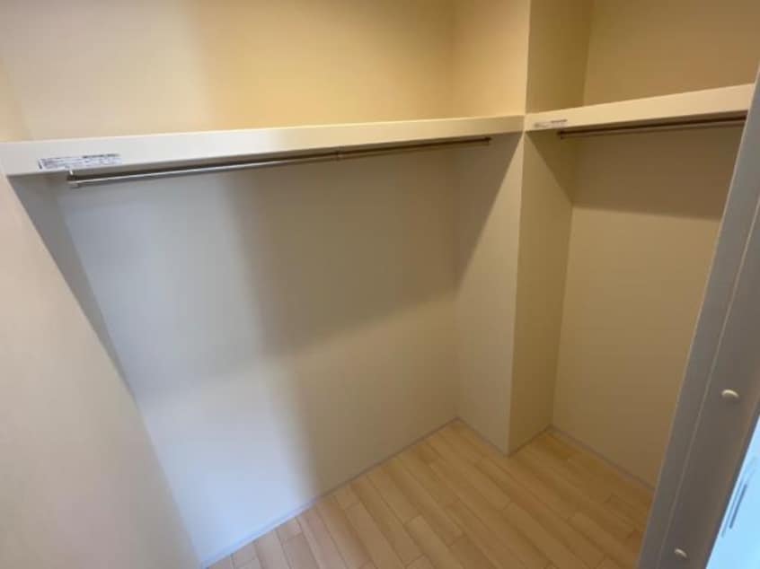 ウォークインクローゼット エルモ