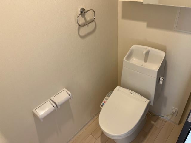 シャワー付トイレ エルモ