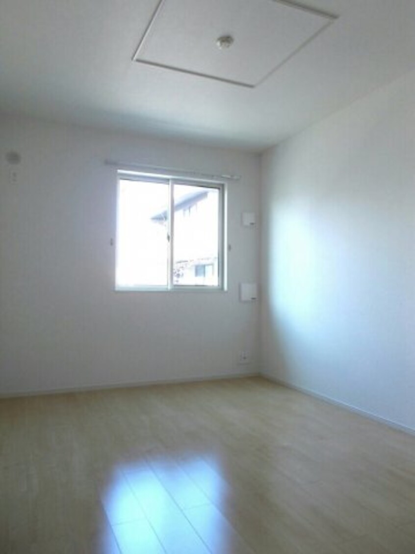  イースト　フラワー