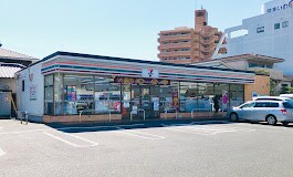 セブンイレブン 福山御門3丁目店(コンビニ)まで472m プレイシス福山