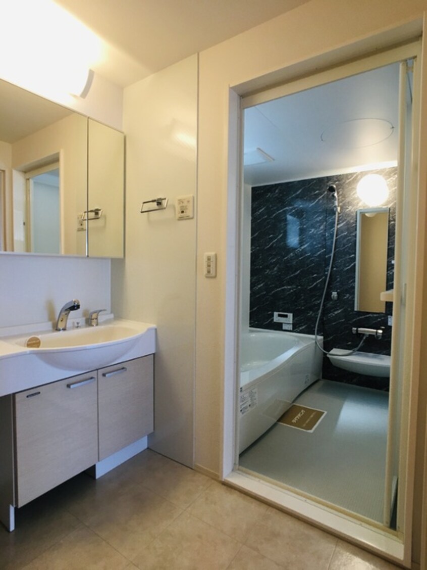  グランディール