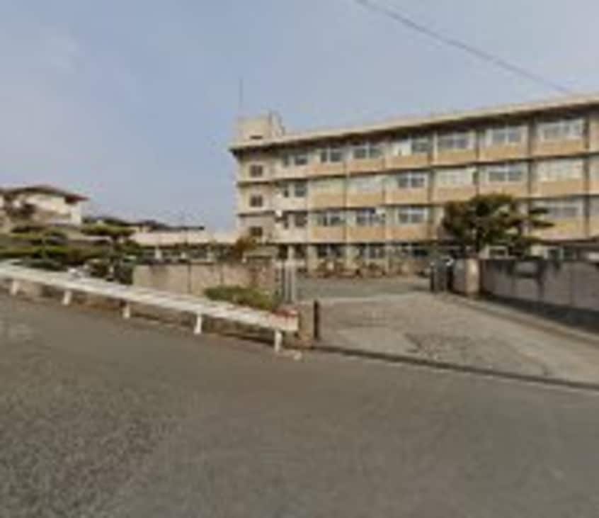 福山市立大門中学校(中学校/中等教育学校)まで998m サンフラワー