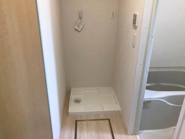 洗濯機置場 グランビスタ