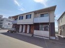 シャルムハイツ A棟の外観