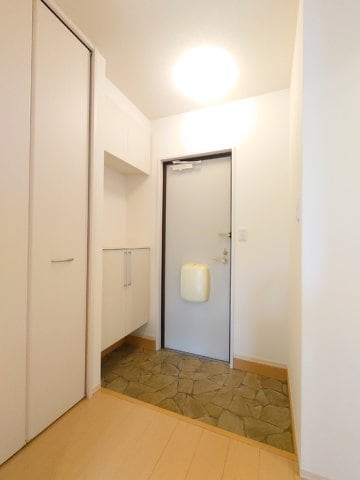  ファミーユ東手城　B棟