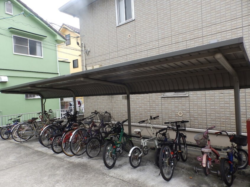  コンフォート東川口 B棟