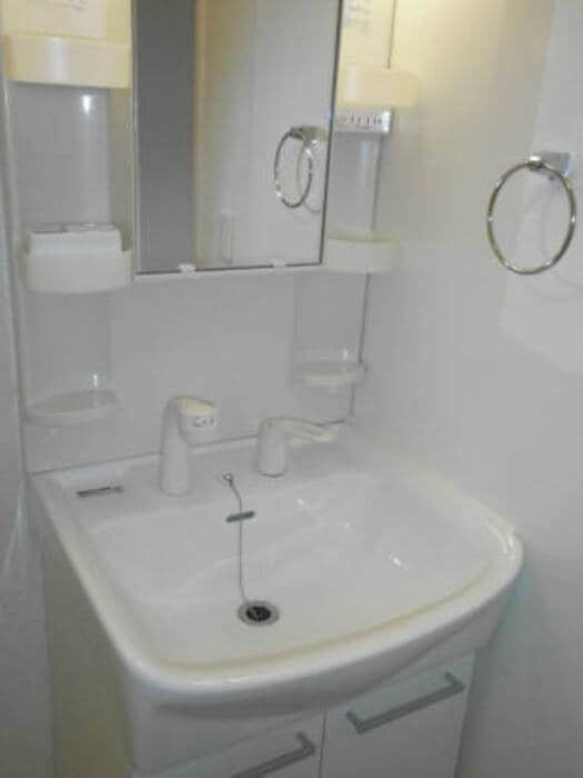  コンフォート東川口 B棟