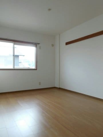  シティハイツエレガントＥ